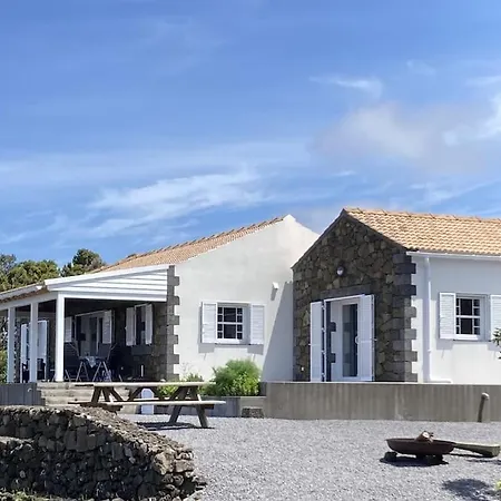 Perola Do Pico * Madalena (Azores)